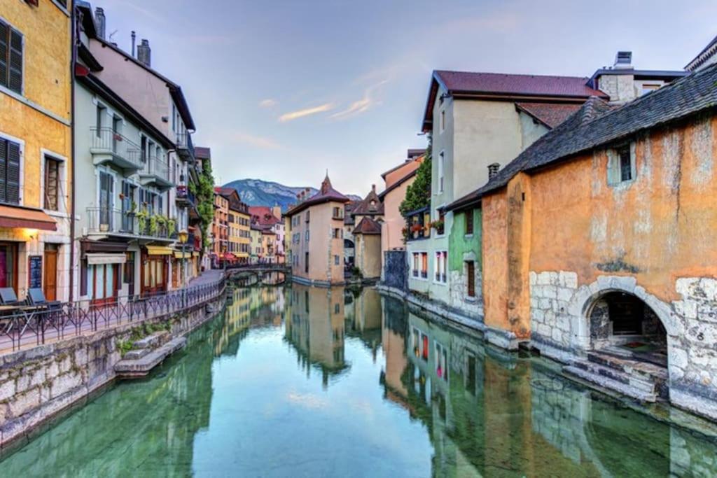 La Perle Carnot - Vieille Ville Annecy Exterior photo